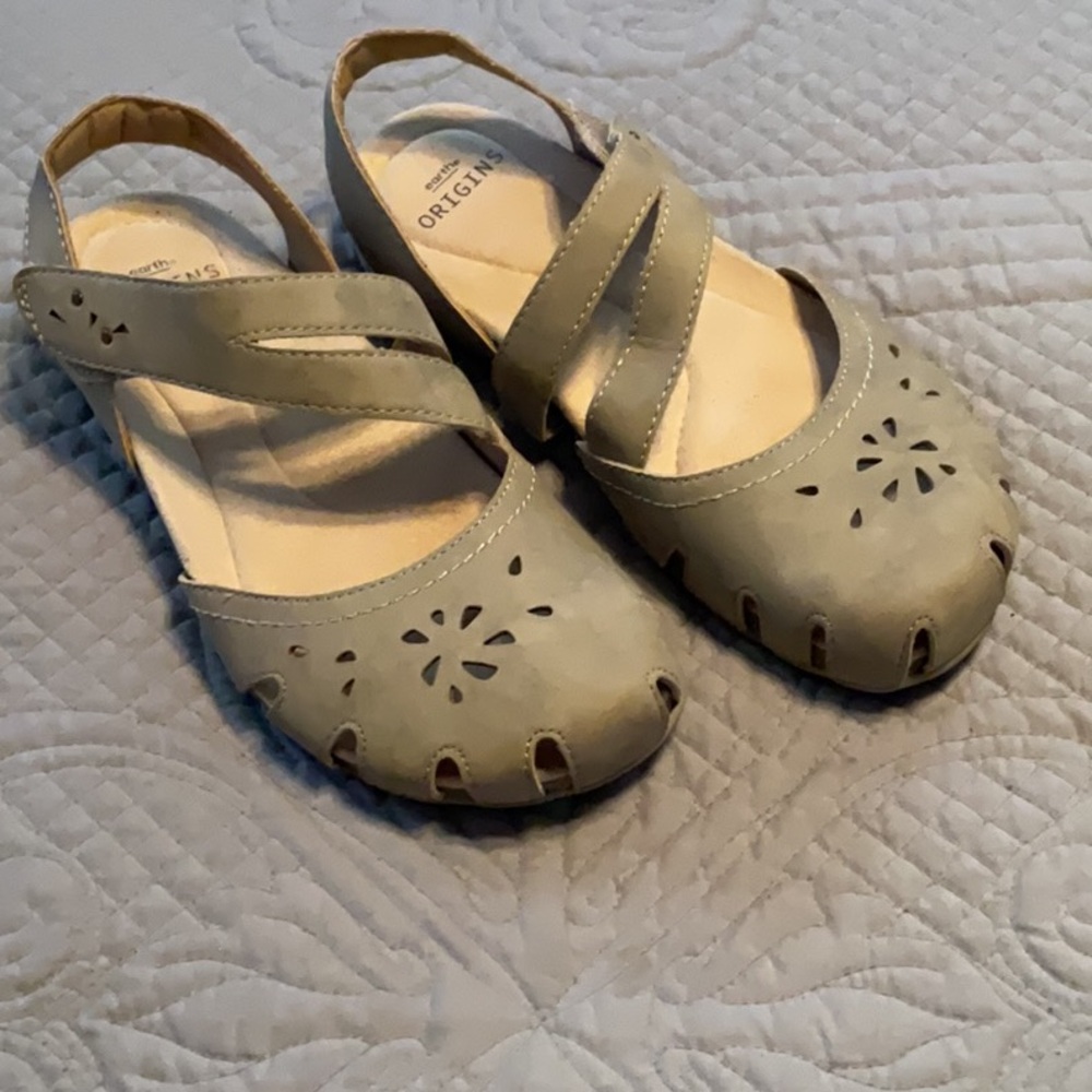 Earth Origins Ankle Strap Sandals.